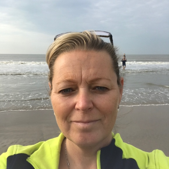 Meet your Posher, Michelle - Picture 1 of 1